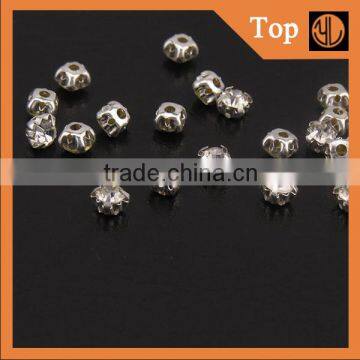 China A Grade Crystal Rhinestone in Settings for Wedding Dress photo-3