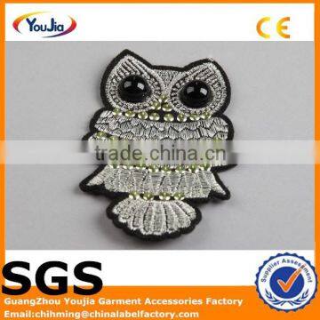 China machine made owl shape embroidered patches