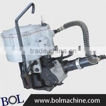 Hand pneumatic steel strapping cutting tools