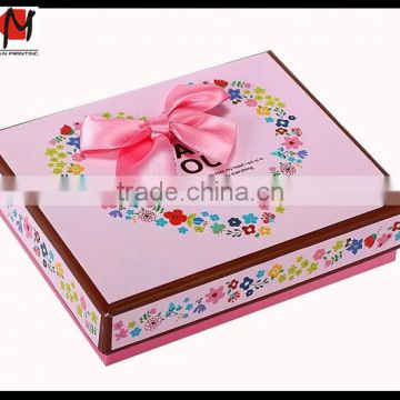 Recylable Gift Box Wholesale Customized Cardboard Gift Box with Ribbon