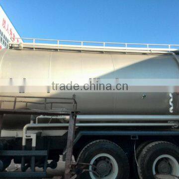 Oil tanker semitrailer truck