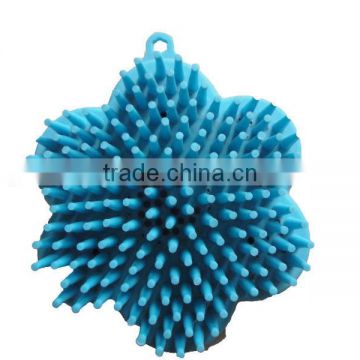 Plum blossom shape horse massage brush