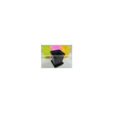 wholesale plastic colored garden flower pots