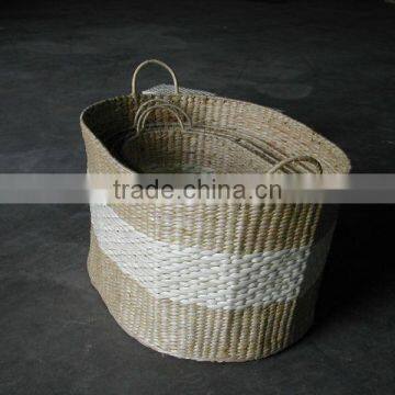 Round water hyacinth food basket with handle for Christmas