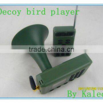 MP3 decoy birds with timer function and horn