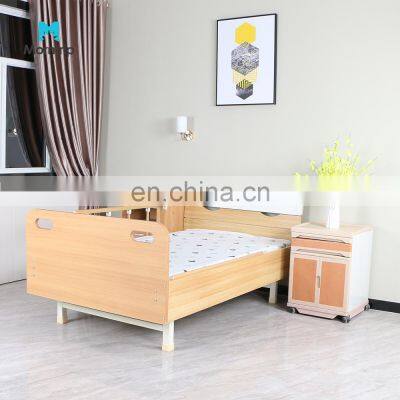 Amazon Hot Sale Specialty Hospital Medical Furniture Wooden Footboard Aluminum Alloy Guardrail Nursing Bed on Sale