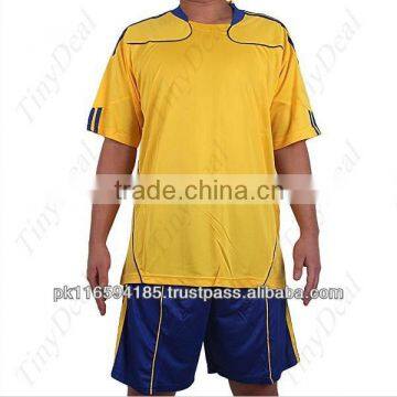 Good Quality Men's Custom Polyester Cool Max Soccer Wear