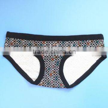 2016 Low Price Simple Cotton Style Briefs for Women photo-4