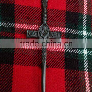 Celtic Design Kilt Pin In Black Finished Made Of Brass Material