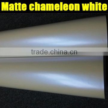 1.52*20m chameleon matte white pearl film with air free bubbles , white to green