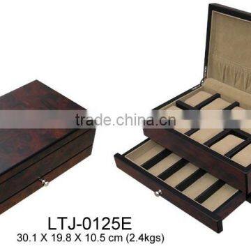 Velvet Inlay Wooden Watch Box for Sale photo-3