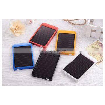 hot selling slim portable solar power bank 2000mah