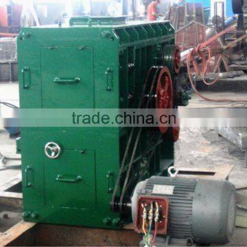 China supplier Quad roller three-stage super fine crusher