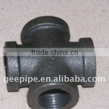 STEEL CROSS PIPE FITTING