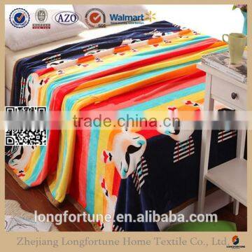 2015 Calendar Manufactory wholesale embossed coral fleece blanket yarn for blankets