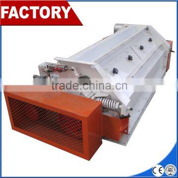 Hot Sale Poultry Feed Crushing Machine/ Crumbler for Big Size Feed Crumbling photo-2
