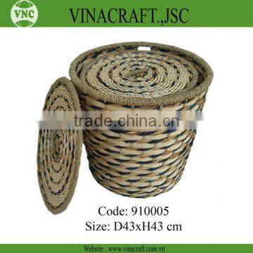 Nice bamboo waste basket with lid