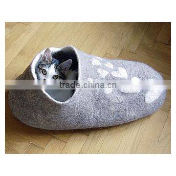 Best Selling Eco-friendly Shoe Design Warm Felt Pet House