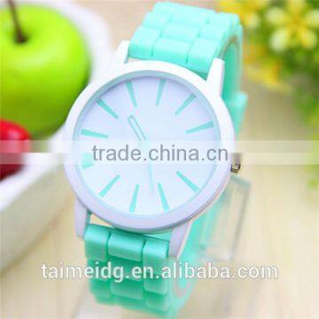 Best price simple design wrist watch