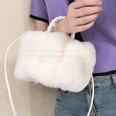 011Newly arrived small plush handbag High quality women\'s popular design Cloud plush purse personality girl faux fur handbag