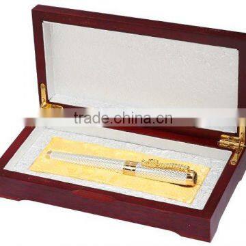 wooden pen set box with souvenir pen