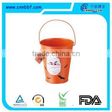 tin plate bucket with hollow for candle