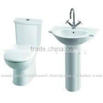 Sanitary ware bathroom set