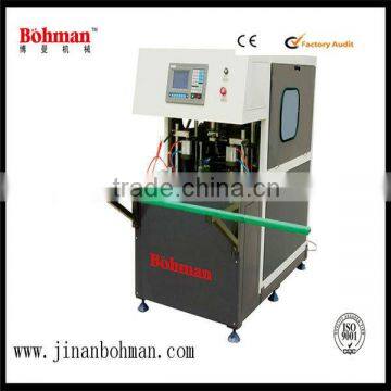 Universal milling machine for water-slot