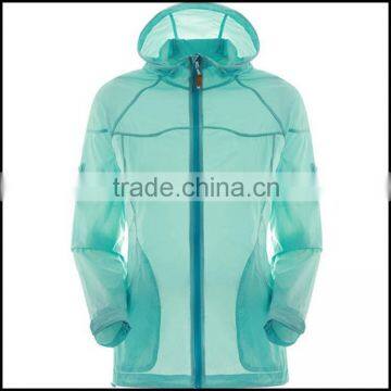 fashion specialized Windbreaker lightweight running jacket for women in wholsale