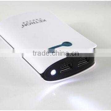 tv mobile phone chargers 8400mah backup battery power bank for gift