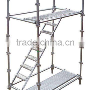 Building kwikstage scaffolding for construction