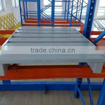 China Factory Steel Pallet for Rack