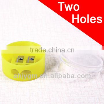 Different Colors 2 Holes Round Plastic Pencil Sharpener/two hole sharpener