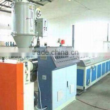 Wood-plastic Co-extrusion Profile Making Machinery (Plastic Machinery)