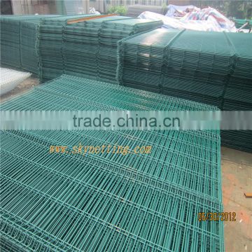 Metal Welded Wire Fence 3D profiled green powder coating Welded Wire Fence Gate panel mesh size 50 x 200 mm