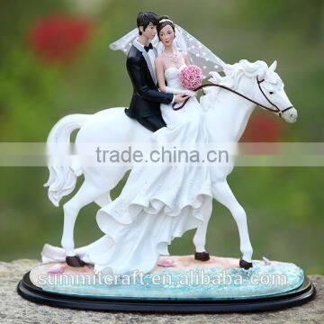 Custom white horse European high-quality resin bride and groom figurines