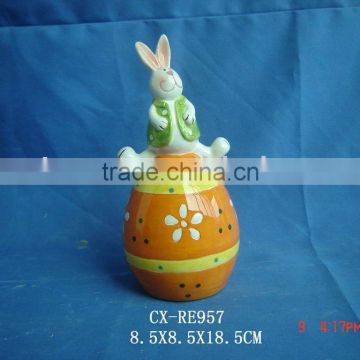 dolomite rabbit on egg deco