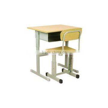 student desk and chair (LMSD_4036)