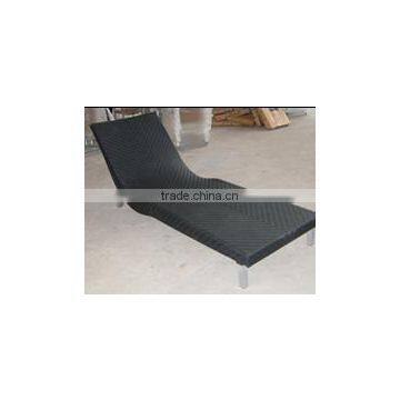 China Outdoor Furniture Rattan Wicker Commercial Garden Chaise Lounge photo-2