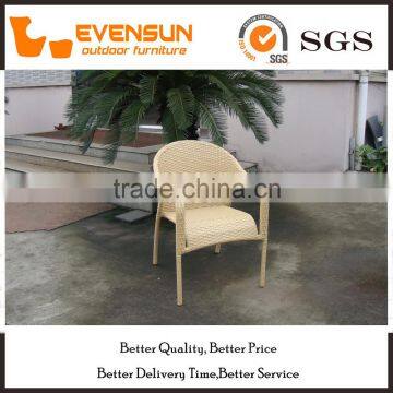 China Traditional 4 Rip Pe Rattan Dining Arm Chair photo-2