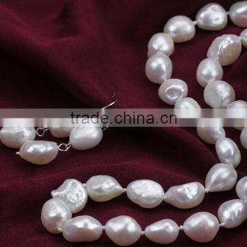 Baroque 8-9mm AAA Freshwater Pearl Necklace Earrings Set photo-4