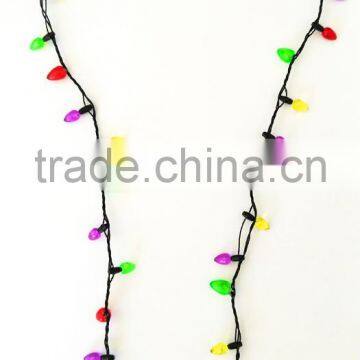 2017 new attractive design 26 mini bulbs 4red and 4green led christmas flashing lights plastic neckalce