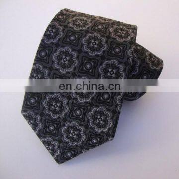 Black Color 100% Silk Jacquard Tie OEM design