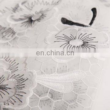 2015 Low Price And High Quality Free Embroidery Pattern Hand Crochet Tablecloth photo-2