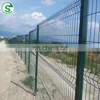 Customized Powder Coated 3D Curved Welded Mesh Garden Fence