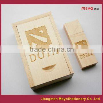 2015 Commercial Eco-friendly Gift Wooden USB Flash Drive