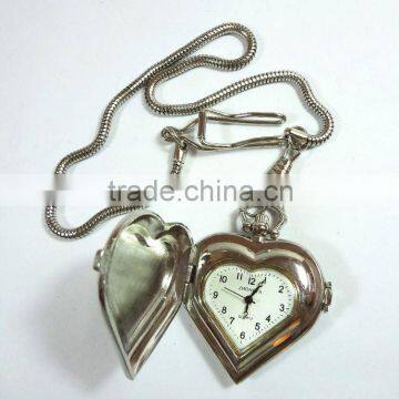 mini pendant watch in heart shape