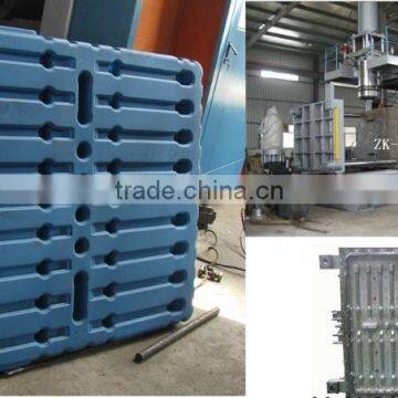 plastic blow modling machine zk-135 making forklift pallet