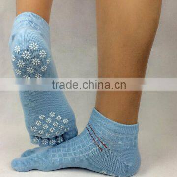 custom dispensing non-slip women yoga 100% cotton five toe girls yoga