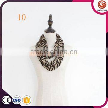 Wholesale Leopard Infinity Scarf Fleece Snood Custom Scarf Soft Polar Heated Scarf Manufacturers photo-5